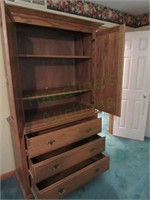 Wooden Tallboy 3 drawers/2 doors