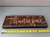 Wood Thankful Sign (16" x 5.5")