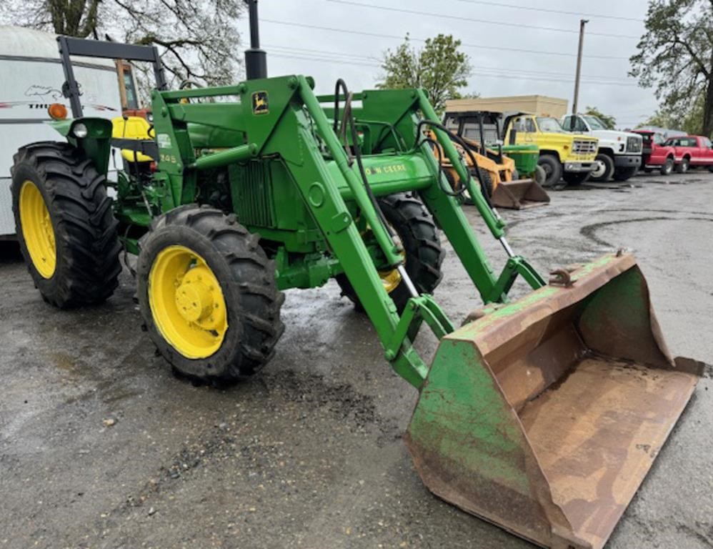 JD 2550,diesel,4X4,74HP,w/245 JD Qk attach