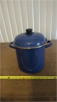 ENAMELWARE POT