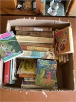 Lot of vintage books, Lassie, Popeye, etc.