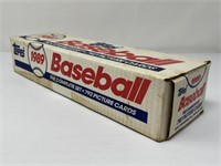 Box of 1989 Topps Baseball Cards