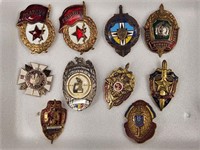 10) RUSSIAN POLICE / MILITARY BADGES