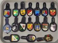 17) POCKET INSIGNIA'S FOREIGN COUNTRIES