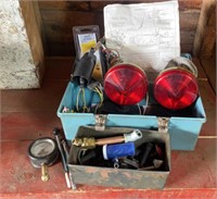 F-Series/Bronco I Trailer tow lights and a