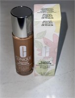 $39.00 CLINIQUE Beyond Perfecting Foundation +