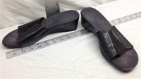 F6) Aerosole Black Slides Size 9 1/2