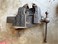 $$ Rare Antique Oswego NY Vise No. 58