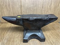 Primitive 100lb Anvil