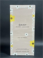 Unopened Daisy by Marc Jacobs Eau So Fresh
