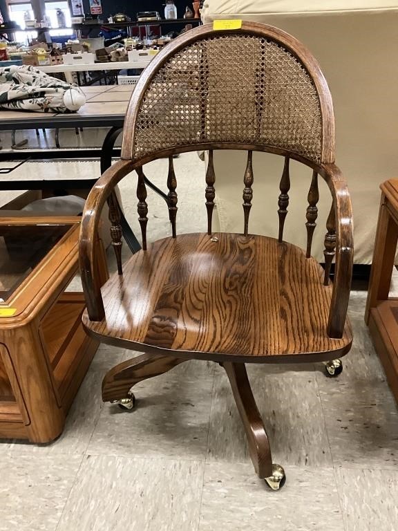 Wooden office chair, need work