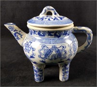 Antique 19c Qianlong 4 Leg Chinese Porcelain Teapo