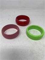 3 plastic bangle bracelets