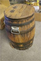 Wood Keg with Hinged Lid