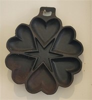 Art Smithy cast iron mold pan