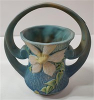 Roseville U.S.A. Clematis Vase