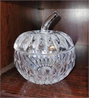 SMALL GLASS APPLE SHAPED CANDY DISH W/LID