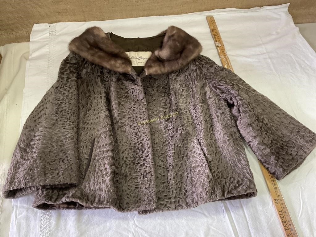 Women’s vintage fur coat, Small
