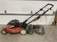 SNAPPER SELF PROPELLED PUSH MOWER WITH BAGGER