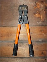 PAIR OF BOLT CUTTERS
