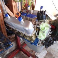 Ford Small Block V8 motor on motor stand