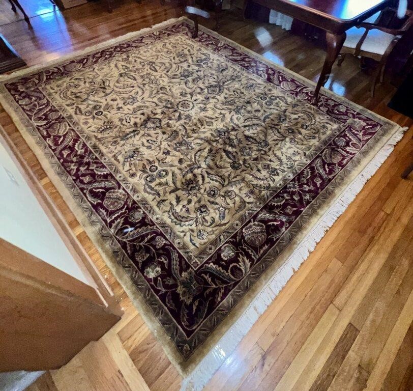Gorgeous Wool 8' x 10' Red & Gold Area Rug