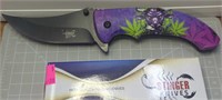 Stinger bull with weed high quality knife