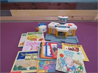 FISHER PRICE TOYS & KIDS BOOKS