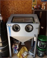 Skat Blast dry blast sanding cabinet. Air