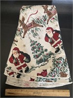 SEASONAL/CHRISTMAS ROUND TABLECLOTH-APPROX. 6’