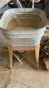 Square wash tub on stand with wheels, porcelain