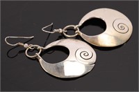SIGNED DDD MEXICAN STERLING SILVER EARRINGS