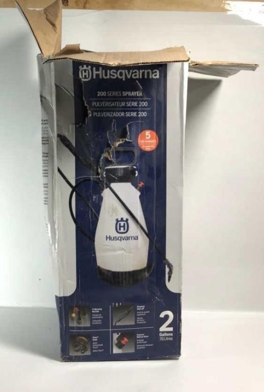 Husqvarna 200 Series Sprayer Open Box