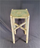 Small Wood Green Plant Stand