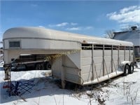 Maxwell 24ft gooseneck livestock trailer