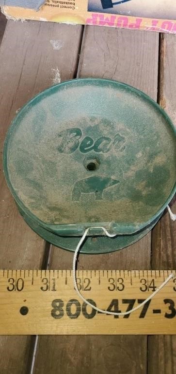 Vintage Bear Bow Fishing Reel