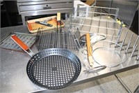 Ladle, cooling rack, pan, racks