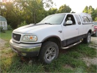 2002 Ford F-150 w/ Bed Cover 4x4