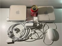 Accessoires Apple dont deux mémoires externes