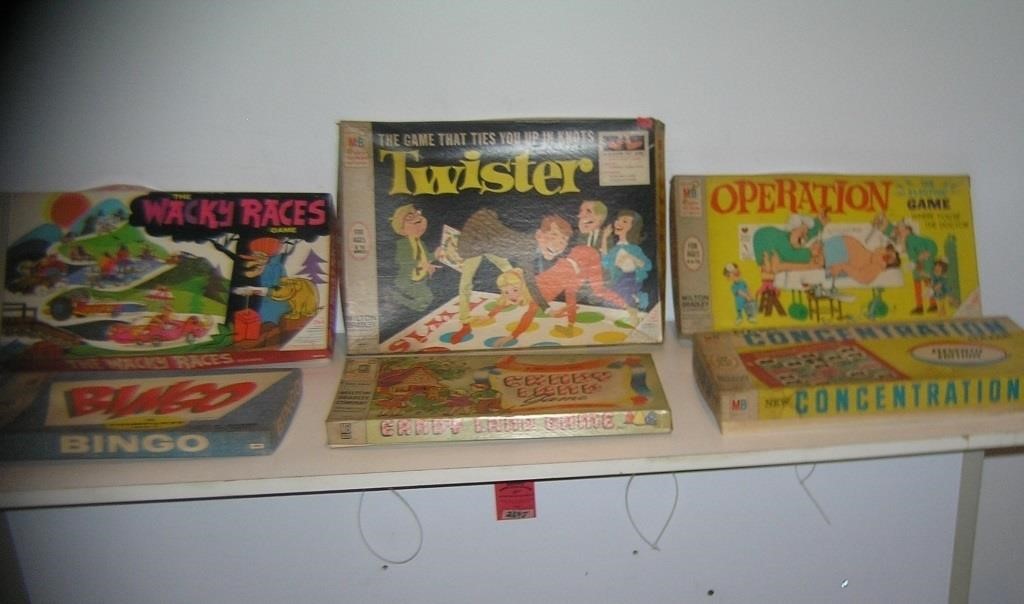 Large collection of vintage games