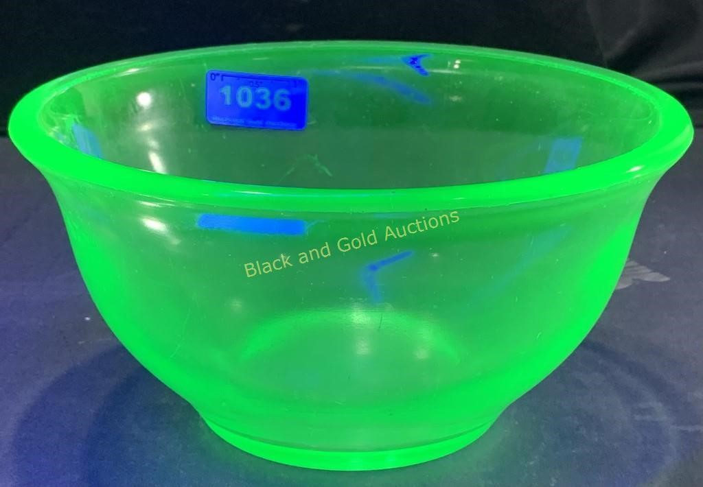 Glowing Green 8 In. Mixing Bowl