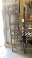 Wood Ladder 6’