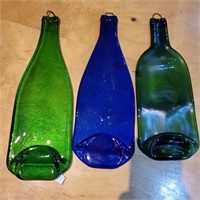 3 HANGING FLAT BOTTLES