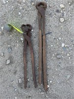 2-- Farrier Trimmers