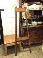 Very Nice Wood Artist's/Display Easel