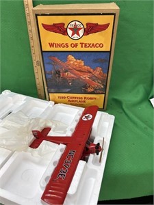 Wings of Texaco airplane