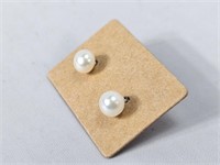 New - 925 Sterling Silver and Pearl Stud Earrings
