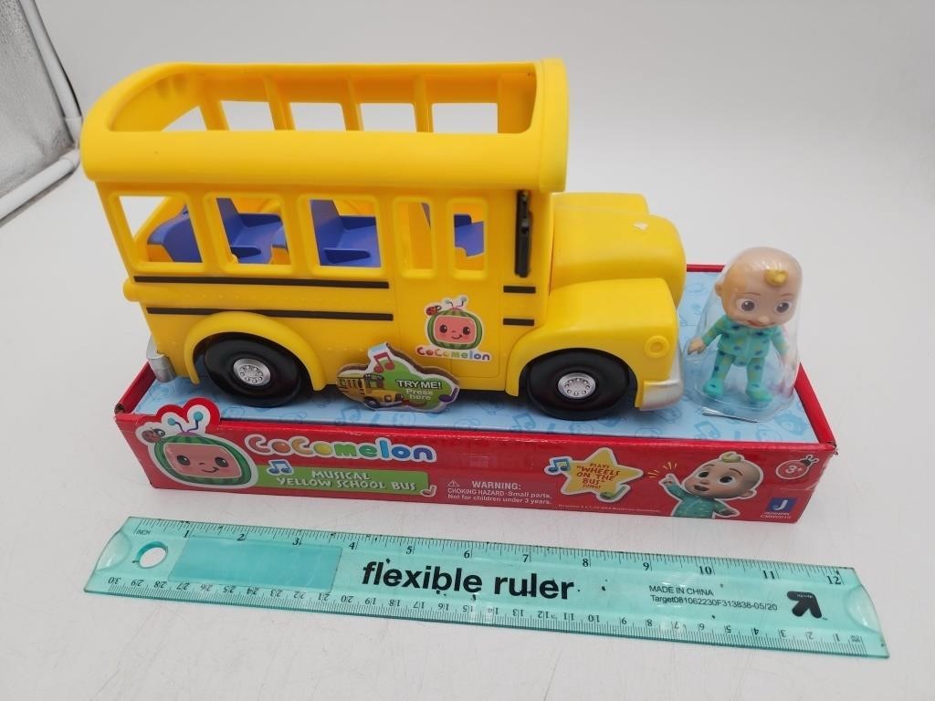 NEW Cocomelon Musical Yellow School Bus