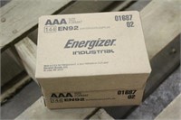 CASE OF ENERGIZER AAA EN92 BATTERIES