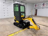 Mini Excavator- QH13R- NO RESERVE